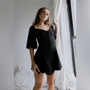 Sweetheart neckline Zara dress